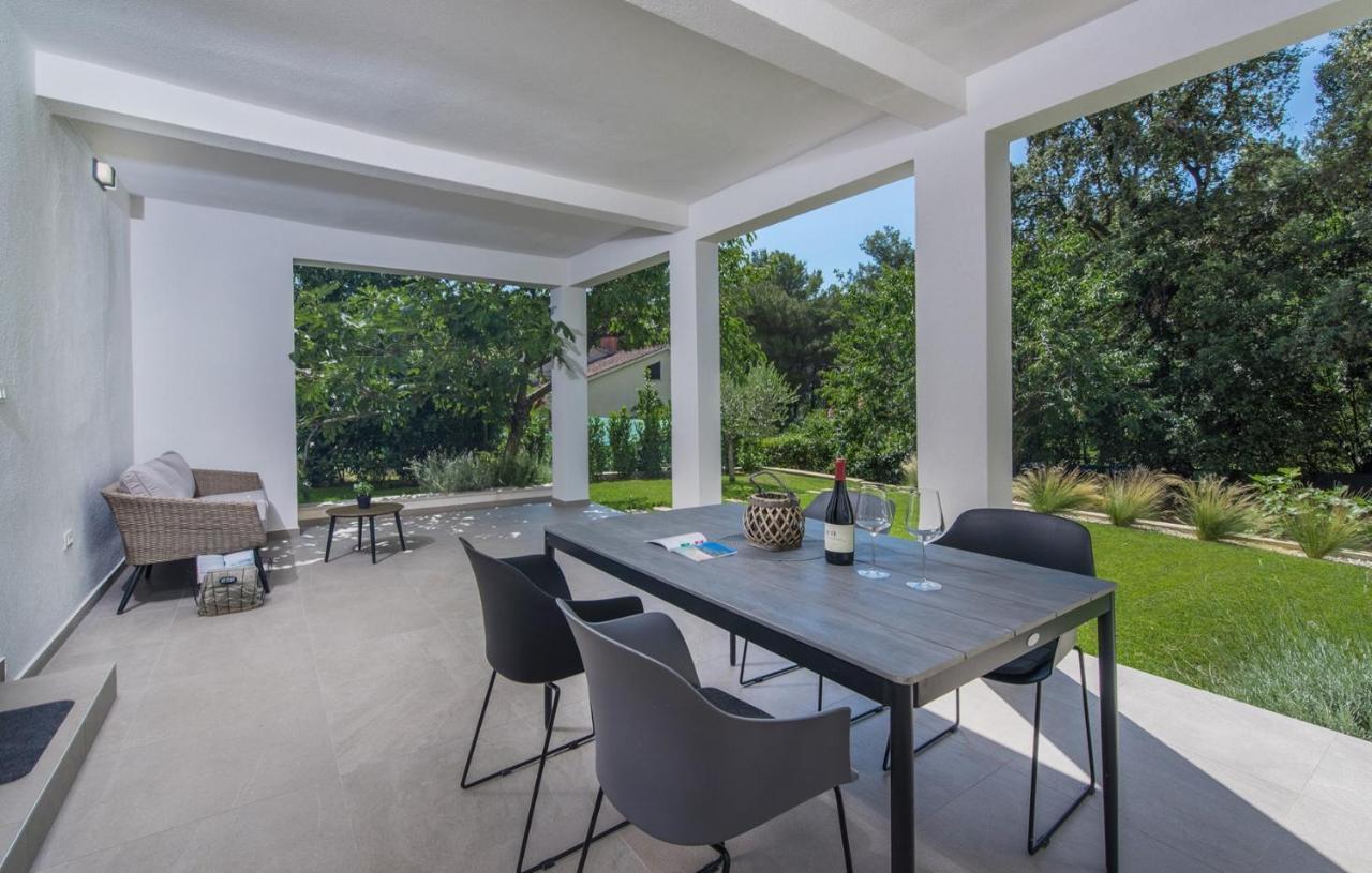 Apartment Vitamare Porec Bagian luar foto