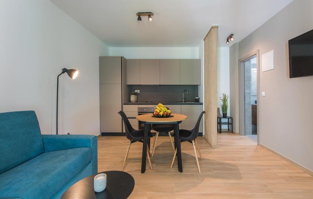 Apartment Vitamare Porec Bagian luar foto