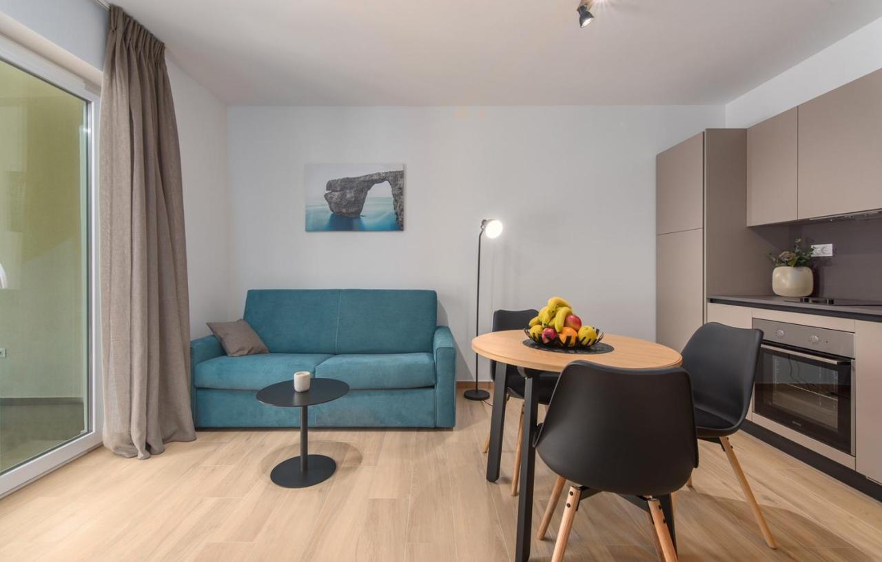 Apartment Vitamare Porec Bagian luar foto